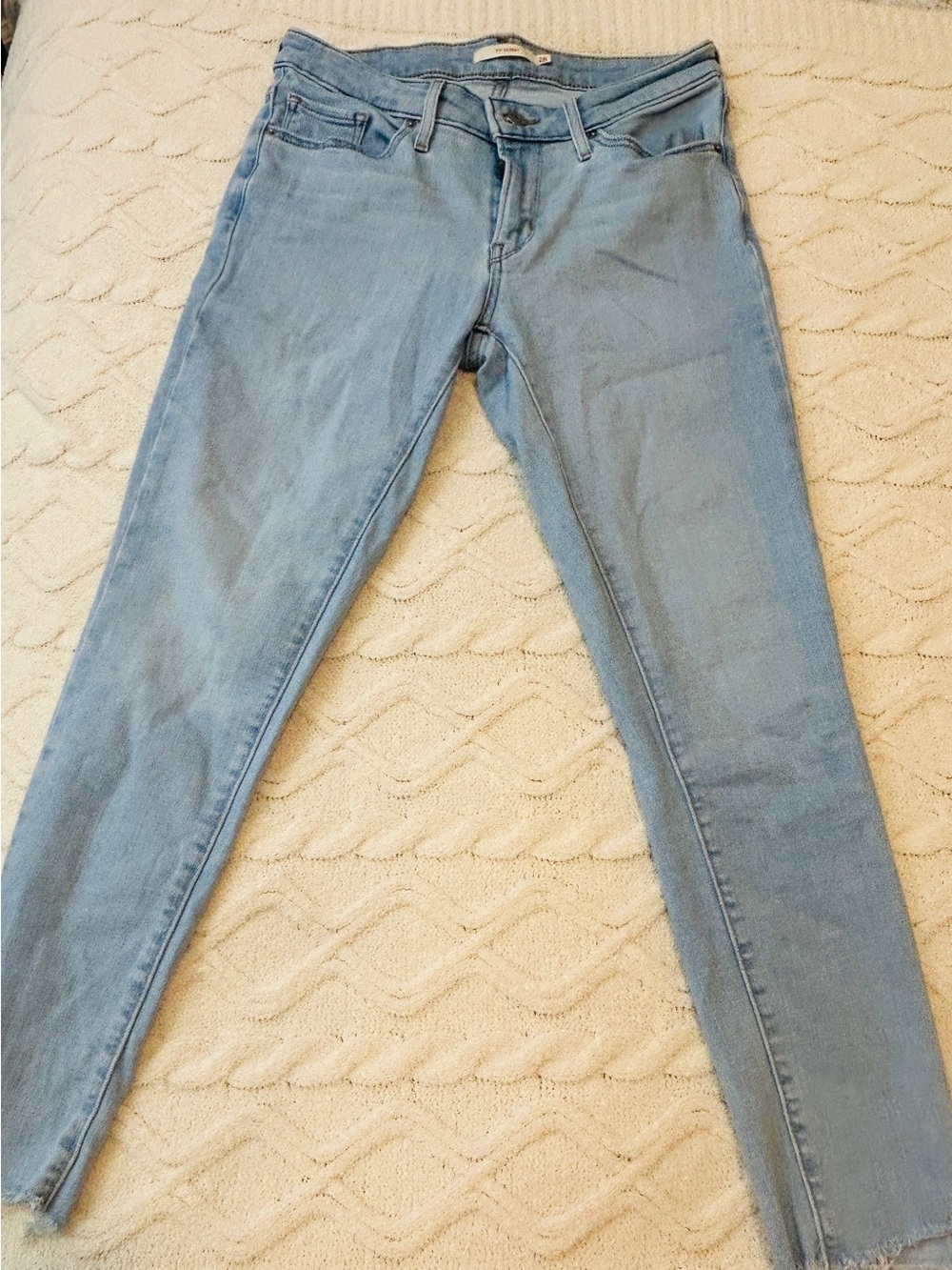 Levi's Skinny Jeans in Light Wash Blue